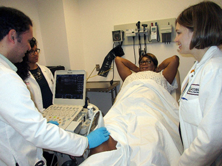 NYC Health + Hospitals/Jacobi Develops New Way to Treat Joint Pain with Ultrasound and Steroid Injections