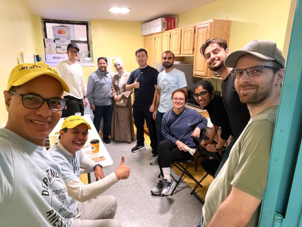 October 2025 volunteering at the NY Common Pantry with residents, Dr. Mendonca and Dr. Demeterio