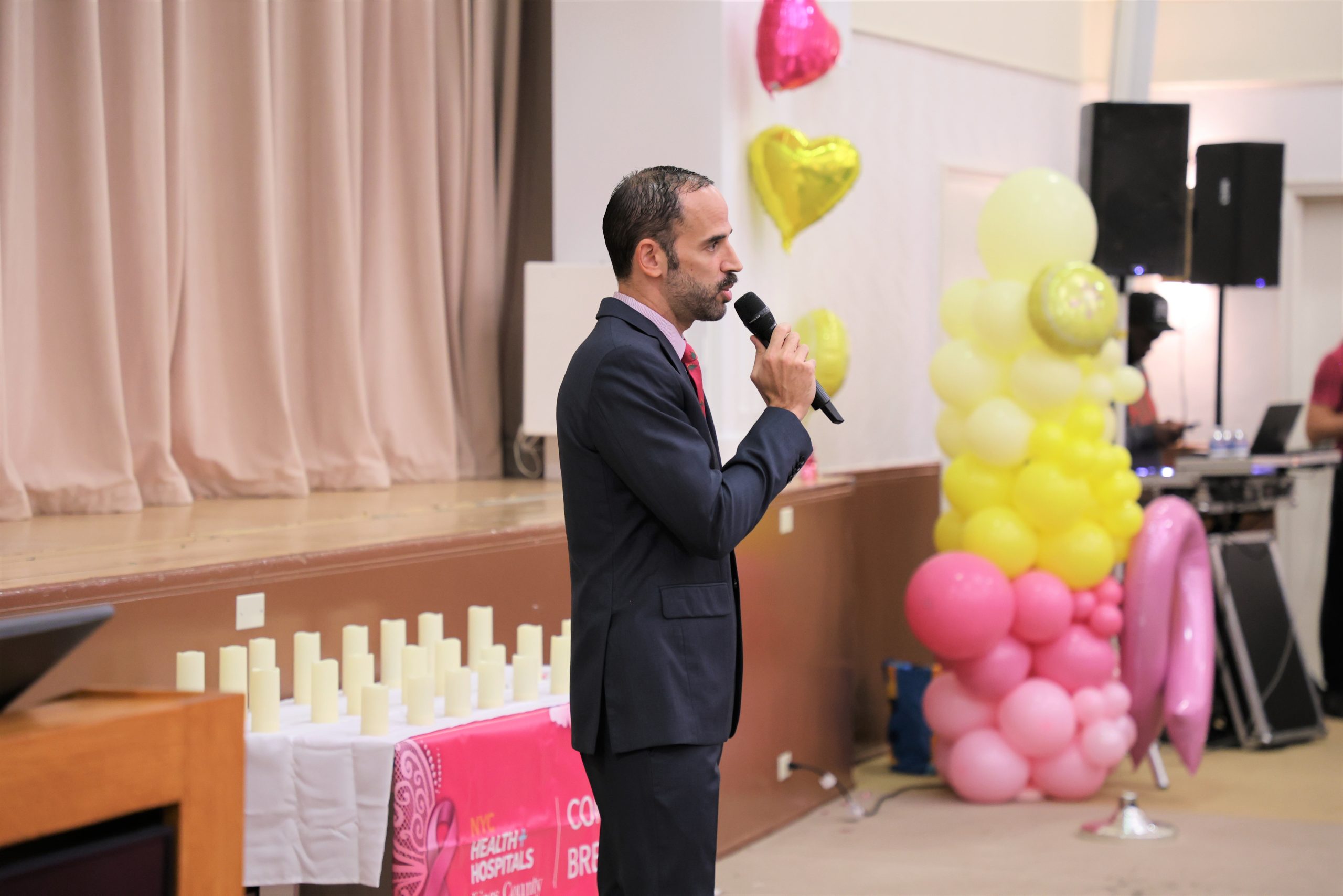 Dr. J. Jaime Alberty, Director of the Comprehensive Breast Center and Director of Breast Surgery, at the annual “When Life Gives You Lemons, Make Pink Lemonade” event.